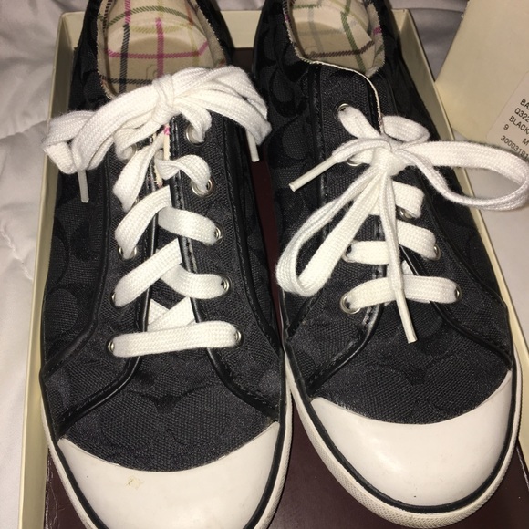 Coach Barrett Shoes - Picture 2 of 6